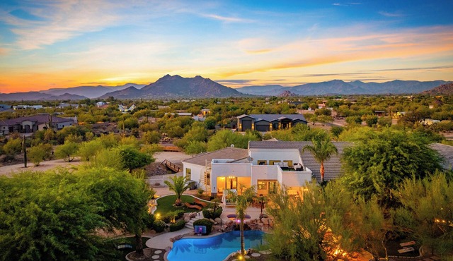Scottsdale Oasis Resort | Pool, Hot Tub & Pickleball
