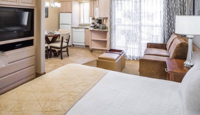 Scottsdale Villa 2 BR Condo with Pool near TPC Golf Course