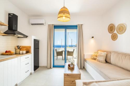 Sea view deluxe studios