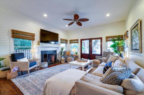 Seaside Cottage 81 - Pristine Grand Pavilion Home Pool Pass