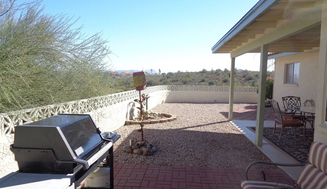 Secluded, Snowbird Favorite, Pet Friendly, Close to Fountain Park