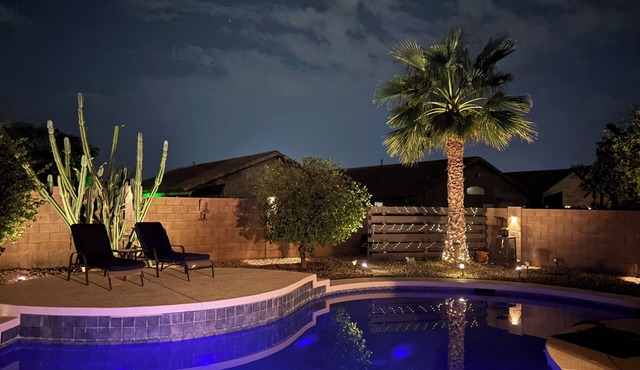 Serene Oasis 4-bedroom bungalow with AC in Maricopa