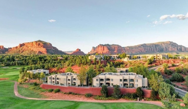 Serene Suite w/Balcony & Kitchen | Scenic Red Rocks View in Sedona's Heartscape