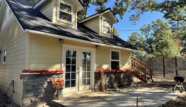 Shady Knoll getaway. A peaceful escape in the mountains.