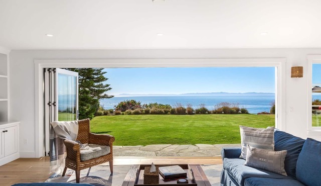 SHORELINE BLISS - Oceanfront - Private Peninsula - Pet Friendly - Bikes