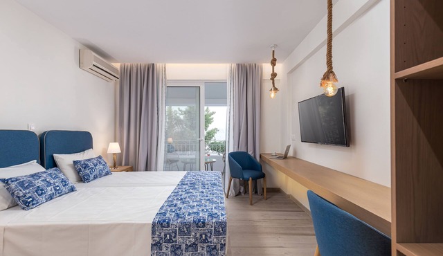 Sirocco Hotel