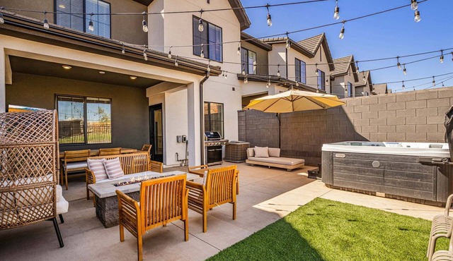 Skyline 1678, Hot Tub, Garage Game Room, Wii, Community Amenities
