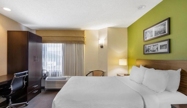 Sleep Inn & Suites Cross Lanes - South Charleston