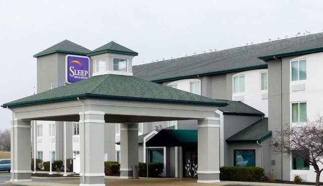 Sleep Inn & Suites Oregon - Toledo