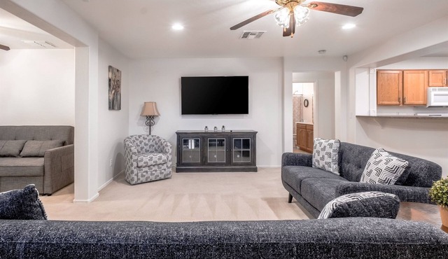 Sleeps 8 | King Suite | Screened Patio + BBQ