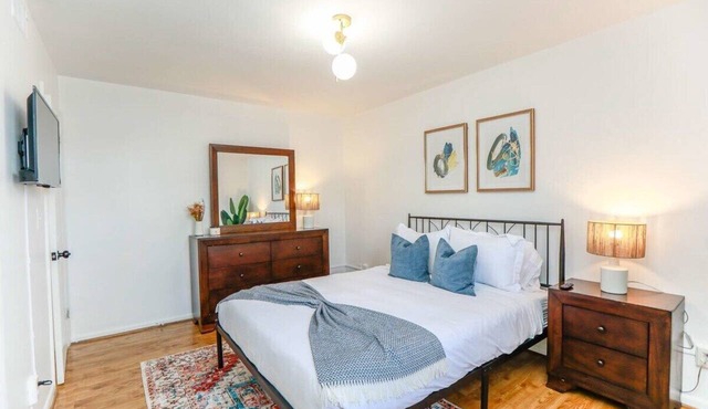 Sojourn Stay | Beachy 2BR Escape