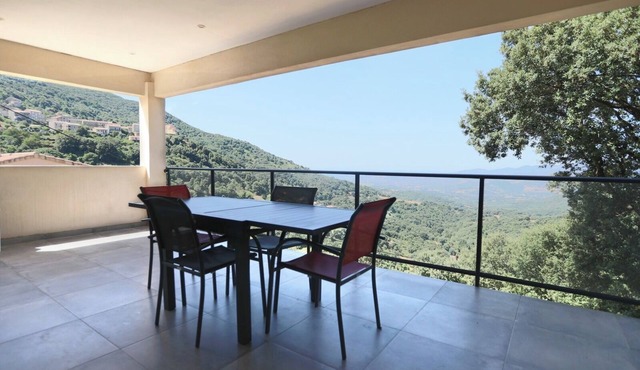 South Corsica, modern, fully air-conditioned villa with exceptional view.