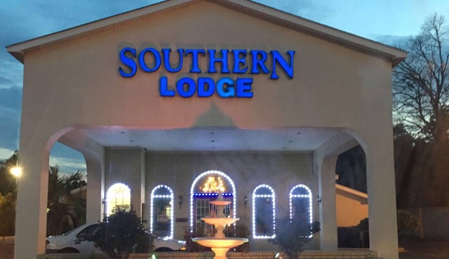 Southern Lodge & Suites