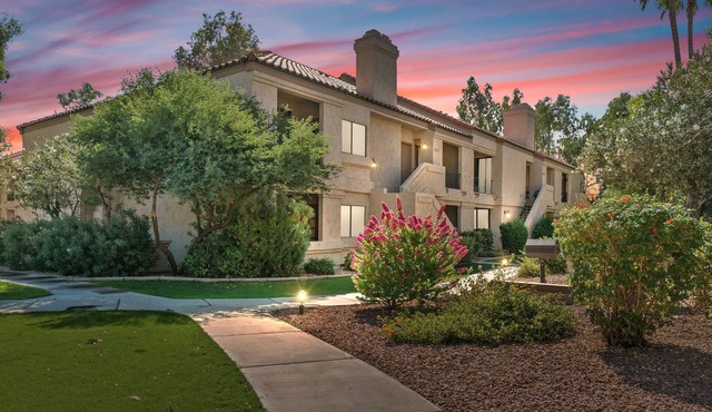 Spacious 2BR Condo with Courtyard View