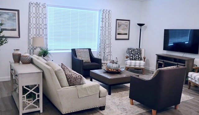 Spacious 4-bedroom townhome in charming American Fork with AC