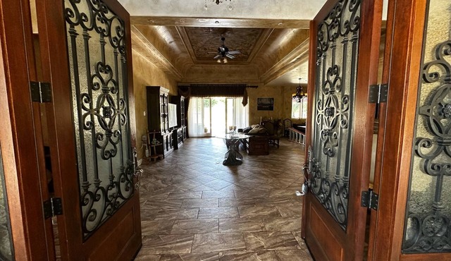 Spacious 6-bedroom Tuscan style on 18 acres in Lakeport with WiFi, Pool, Gated.