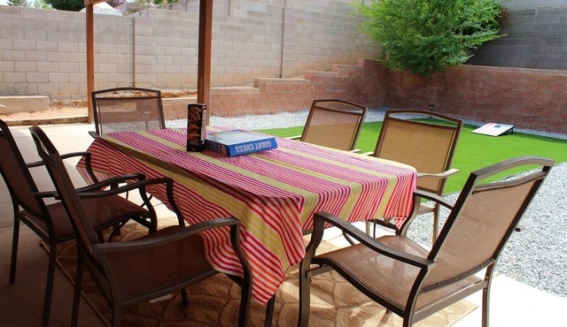 Spacious Escape, 1KB, 2QB, Wifi - Private Yard