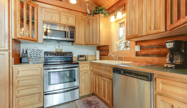 Spacious lakeside home with gorgeous views and secluded location