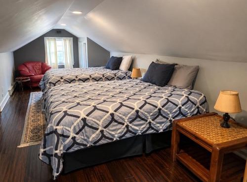 Spacious Loft - 2 Queen Beds - Fast Wifi - Smart Tv
