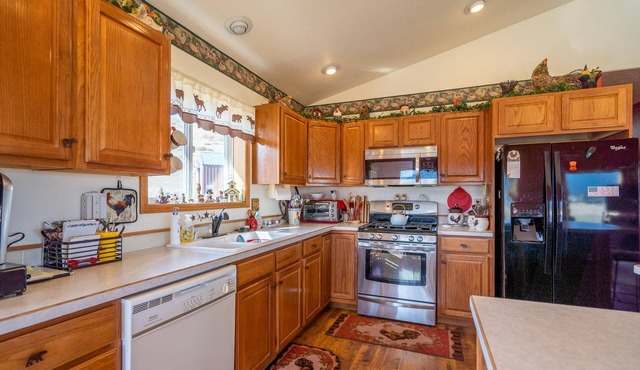 Spacious Mountain View Home in Livingston
