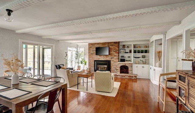 Spacious, Remodeled, Pet Friendly, Owasco Lake