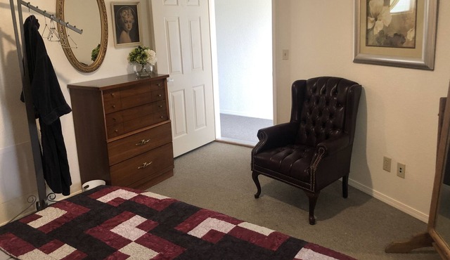Spacious town home conveniently located in the heart of the bitterroot valley!!!