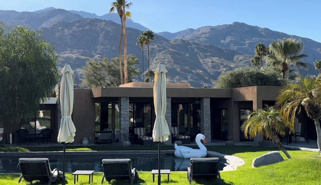 SPECTACULAR PALM SPRINGS INDIAN CANYONS LUXURY ESTATE WITH GOLF COURSE VIEWS