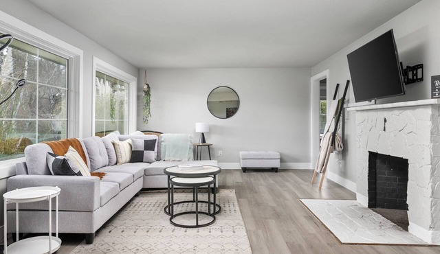 Spectacular Single Level Estate, Pet Friendly, Huge Fully Fenced Backyard, Covered Patio, Game Room
