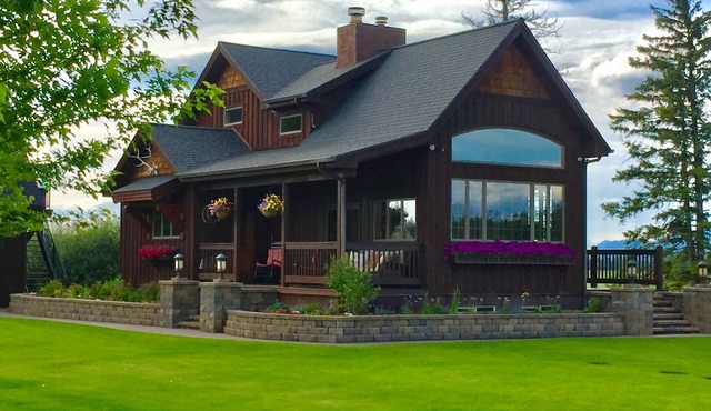 Stage Road Estate. Peaceful executive home close to Glacier National Park.