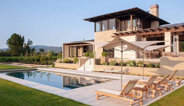State-of-the-art St. Helena retreat, Napa Valley
