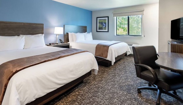 Stay Comfortably in Buckeye with In-room Kitchen and Easy Access to Phoenix