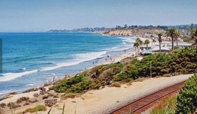Steps to Sand, Surf and Turf in Del Mar Beach Colony. Ideal race season rental.