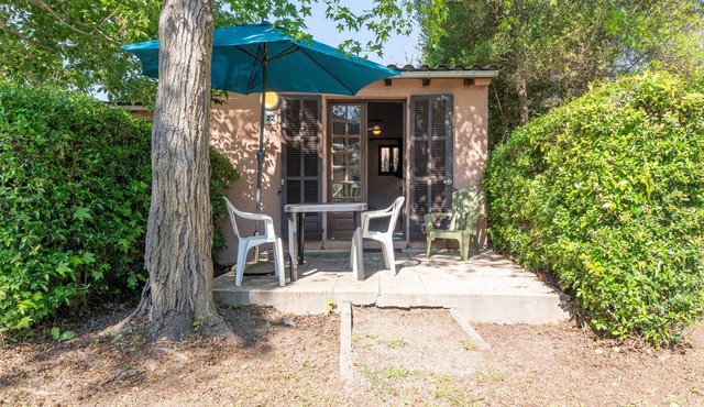 Studio Apartment 'Rico Plage 2 Personnes' with Private Terrace, Wi-Fi and Air Conditioning