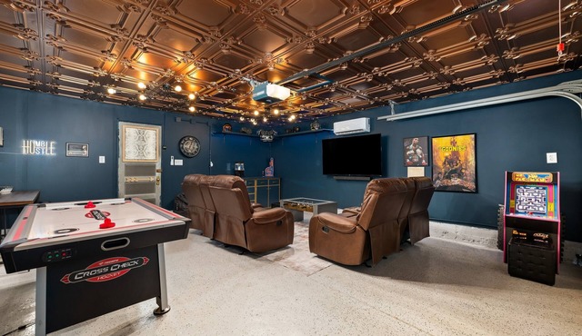 Stunning Downtown Villa | Epic Man Cave