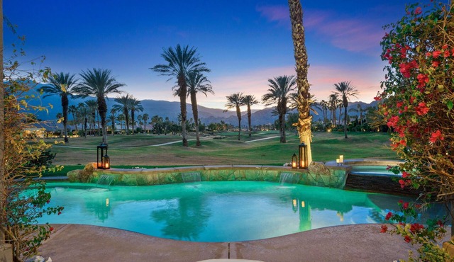 Stunning Villa on the PGA West Golf Course. 5 Min to Festivals