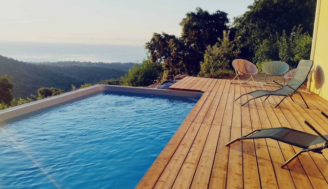 STUNNING villa with a 360° ocean view and a brand-new private pool