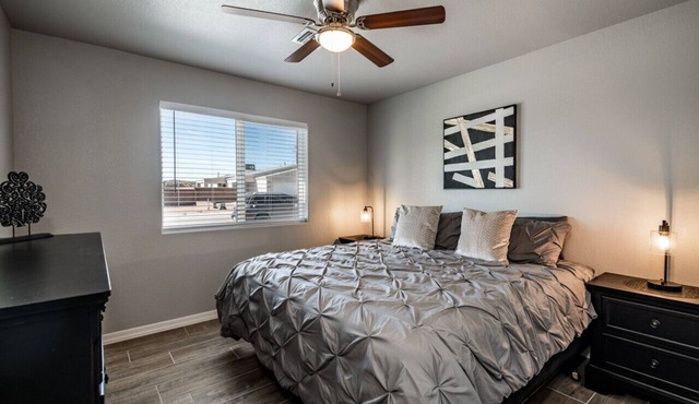 Stylish Brand New Pet Friendly Unit!