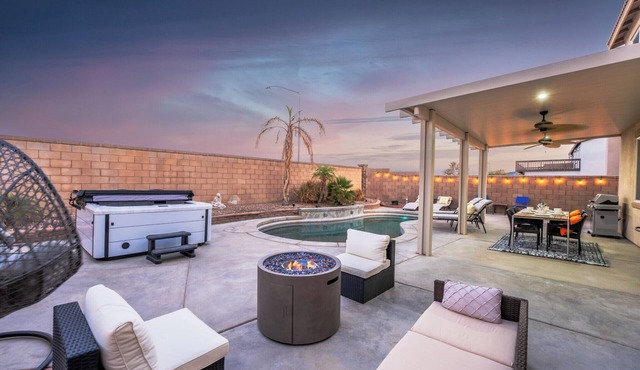 Stylish & Cozy Home in Coachella