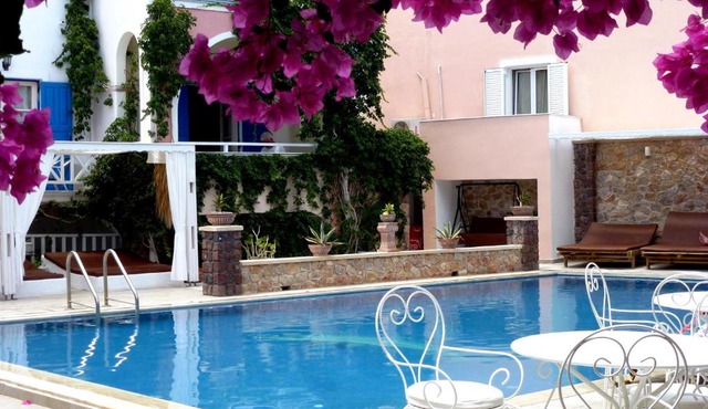Summer Holiday by Atalos Suites