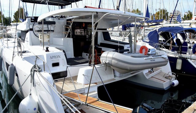 Sun-Kissed Sailing Adventure in Islas Esporadas