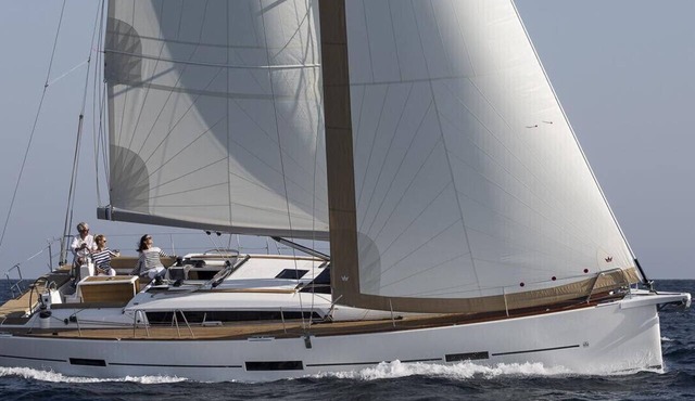 Sun-Kissed Sailing Adventure in Córcega