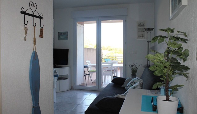 T2 apartment in residence near beaches and town center in Ile-Rousse Corsica