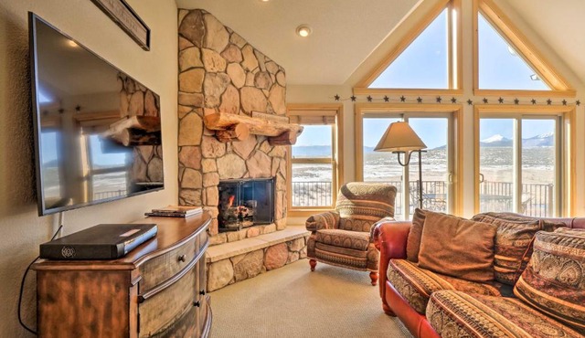 Tabernash Townhome, Close to Skiing and Trails!
