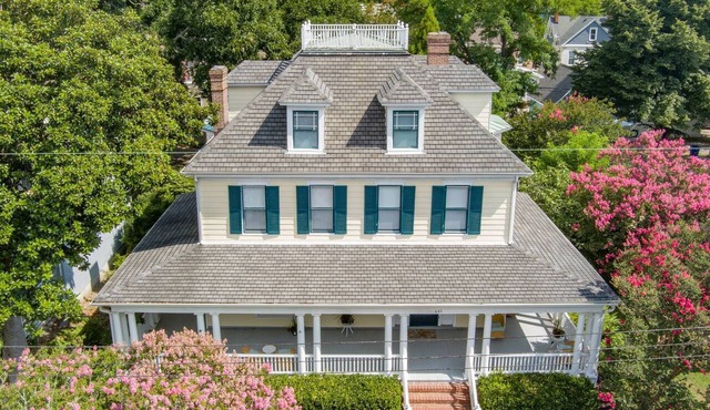 Tazewell House Estate with Wraparound Porch