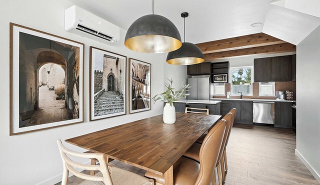The Adelynn - New Luxury Build in Center of PDX