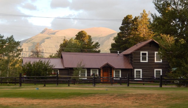 THE CANDY KITCHEN NEAR HISTORIC GLACIER PK LODGE & GOLF COURSE