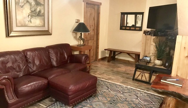 The Corral 2 room apartment next to The Yellowstone Rive