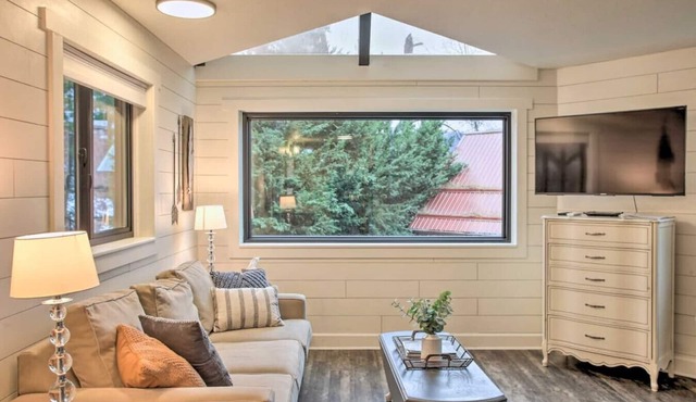 The Cottage · Relaxing Hayden Lake Cottage with Water Access
