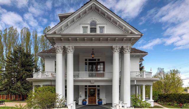 The Gibson Mansion