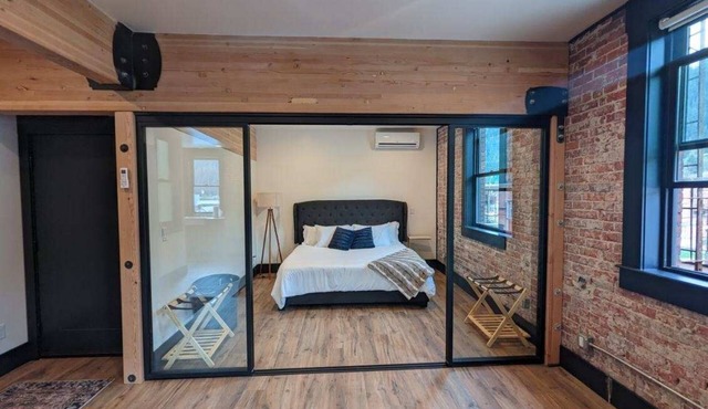 The Linden Lofts at Albertini’s- Downtown Luxury Loft #4